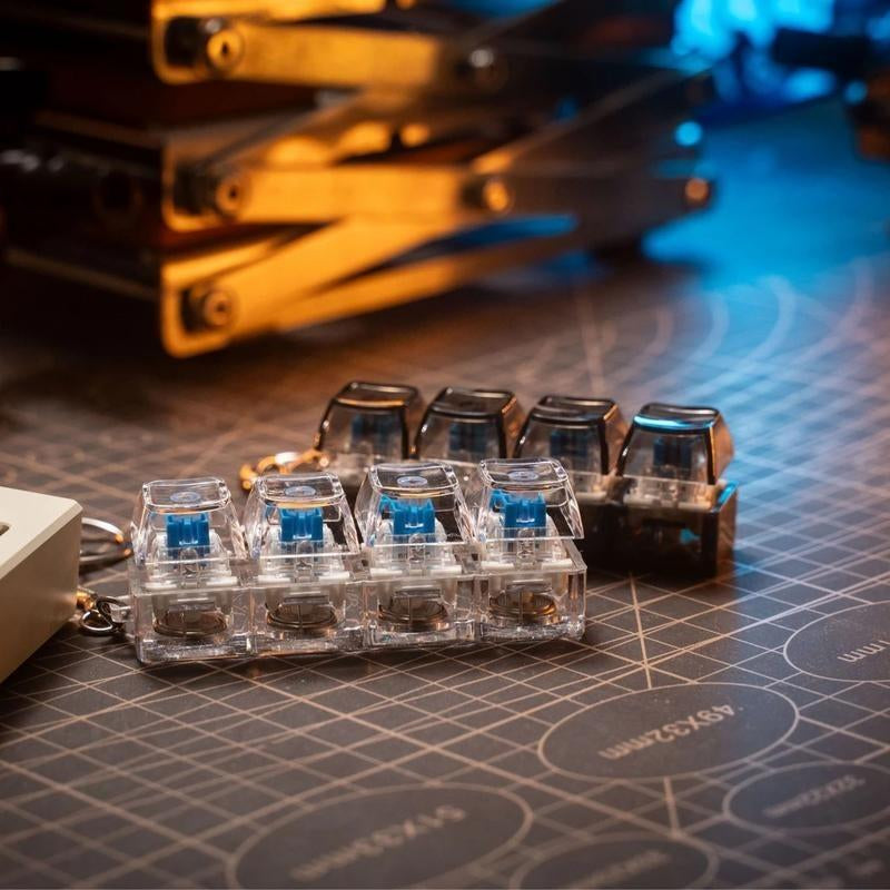Four Keycaps Stress-Relieving Toy Mechanical Keyboard, Crystal Keycaps with LED Lights, Transparent Design, Keyboard Keychain